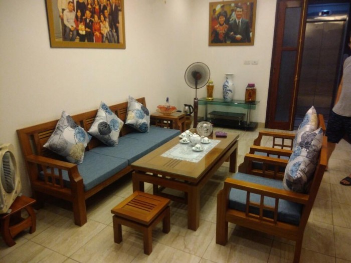 May vỏ đệm ghế gỗ